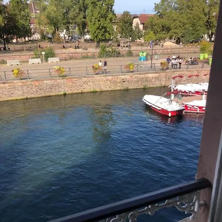 Au Bord De L'eau Strasbourg