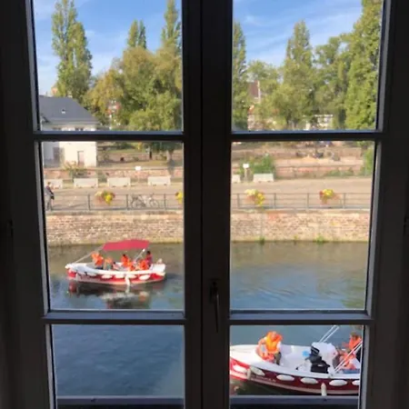 Au Bord De L'eau Strasbourg