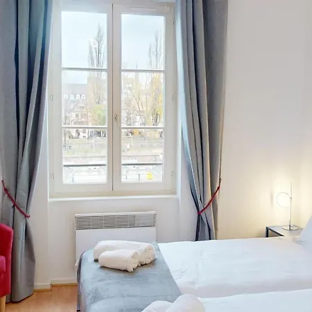 Apartment Au Bord De L'eau Strasbourg