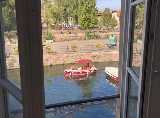 Au Bord De L'eau * 스트라스부르